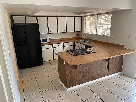 4th image of 3122 W Harmont Dr