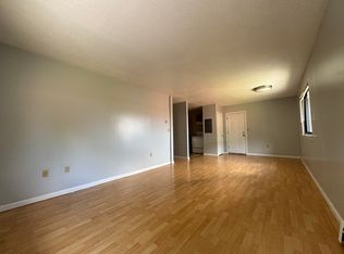 54 Grafton St #C01, Hartford, CT 06106