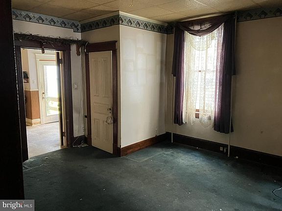2nd image of 518 W Arch St