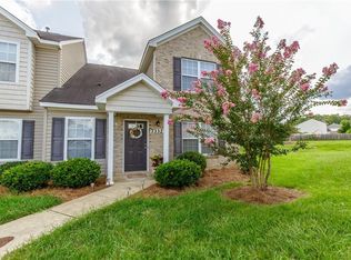 7332 Garett Park Dr, Whitsett, NC 27377