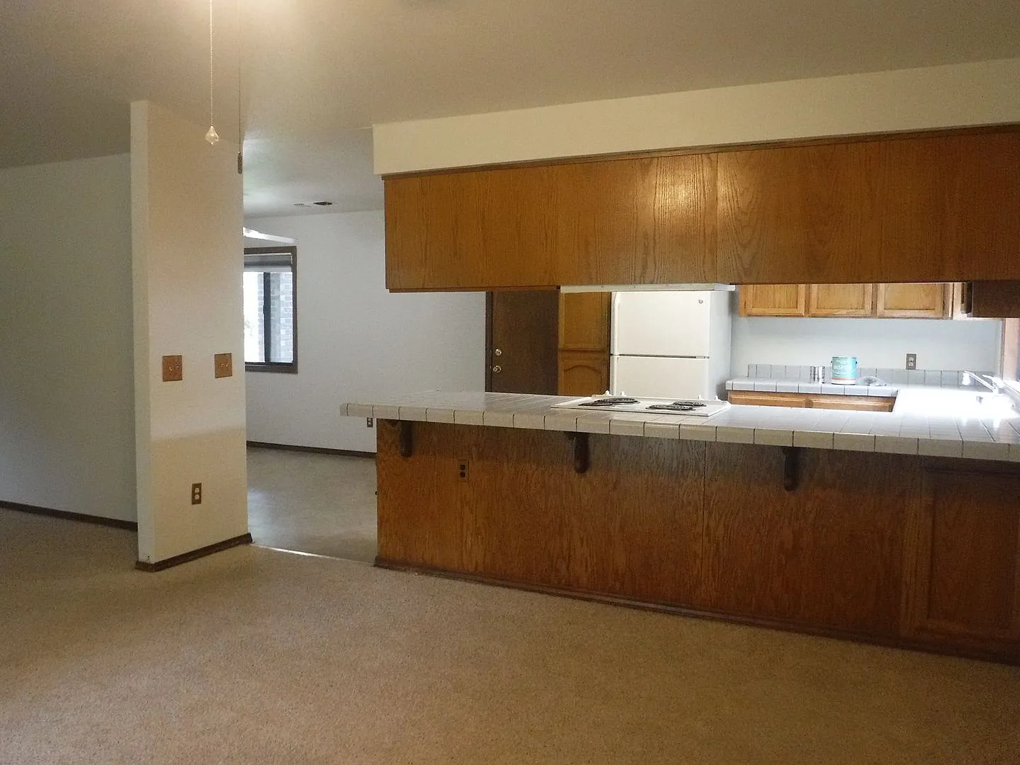 Eastside Home In Oak Haven Neighborhood — Photo 4