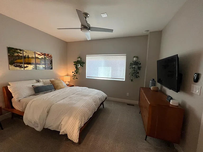 2860 W Parkside Pl — Photo 8