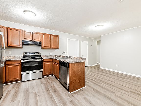 5th image of 119 County Rd S #18-649