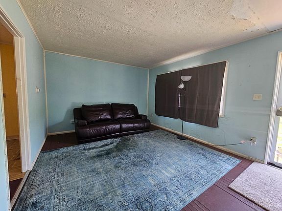 4th image of 4728 Kirby Ave