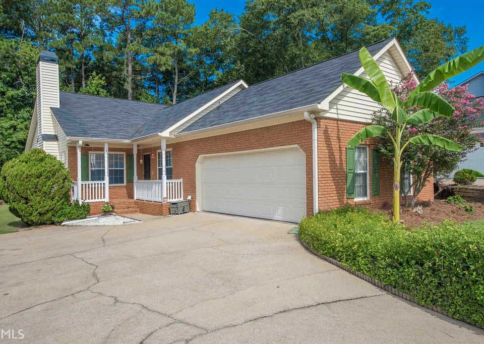 1st image of 160 Woodgate Cir #13