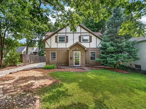 2833 36th St, Des Moines, IA 50310