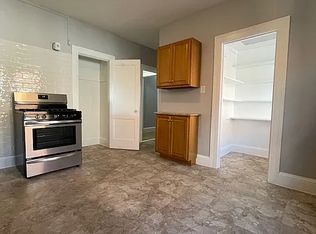 276 Park Rd #3, West Hartford, CT 06119