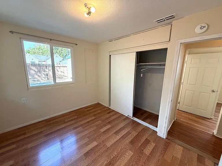 523 D St — Photo 17