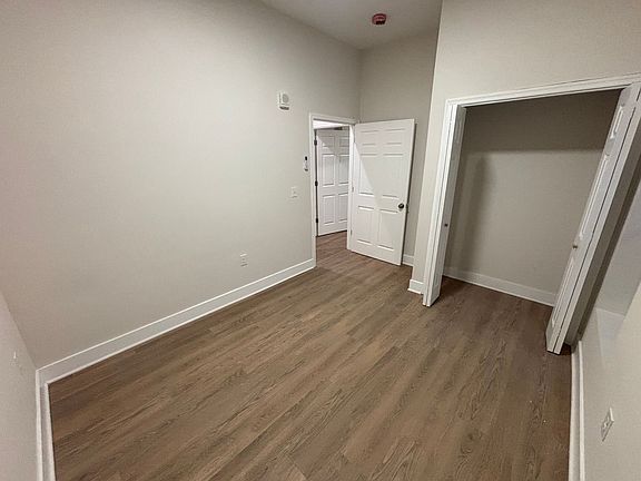 4th image of 1031 W Hamilton St #2