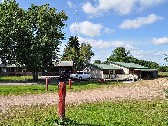 Bar/Restaurant & House