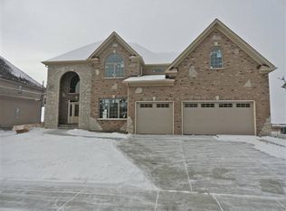 4151 Teak Cir, Naperville, IL 60564