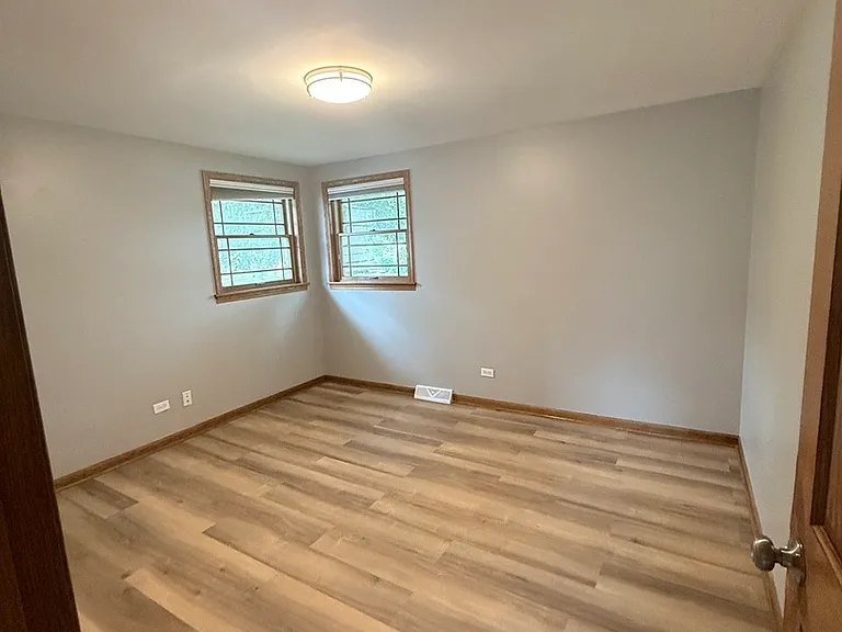 17537 70th Ct — Photo 11