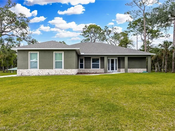 668 Turtle Ln, Labelle, FL 33935