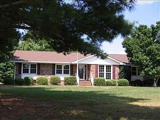 2nd image of 1101 Hanover Rd