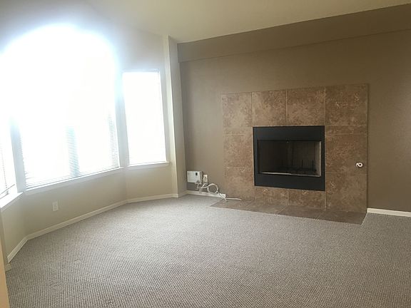 4th image of 12588 Wolf Berry Dr