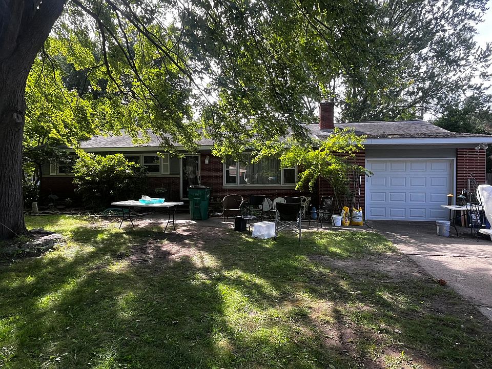 1st image of 3889 Molly Blvd