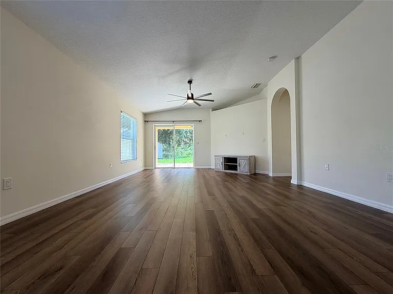 7838 Carriage Pointe Dr — Photo 6