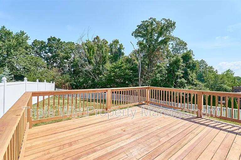 4927 Triple Tree Ct — Photo 37