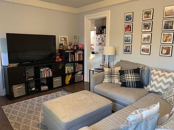 3rd image of 4312 23rd Ave #2