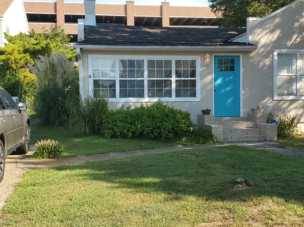 311 24th St #A, Virginia Beach, VA 23451
