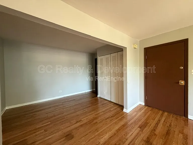 525 N Highview Ave #206 — Photo 3