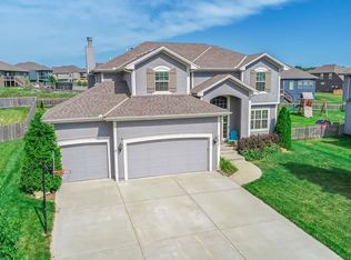 21072 Cooper St, Spring Hill, KS 66083