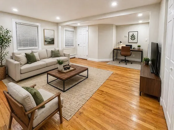 4 Kilby St #1, Woburn, MA 01801