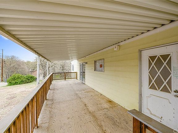 4th image of 16049 21st Ave