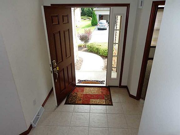 2nd image of 2615 Old Hickory Ct