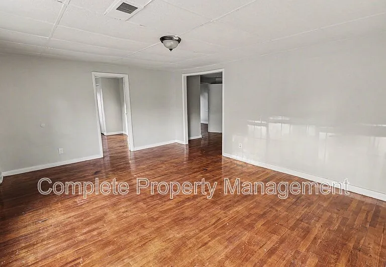 6025 Ivy St — Photo 8