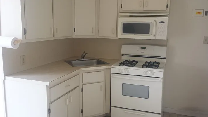 Rented by Urban Realty NYC | media 1