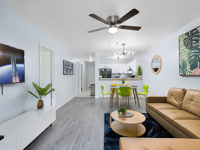 Oasis - 3165 South St. — Photo 5
