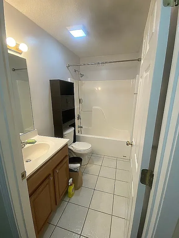 2 bed, 1280 sqft, $1,500 — Photo 2