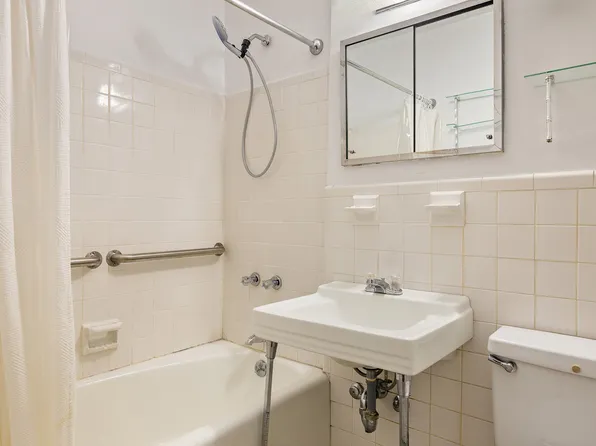 15 Charles Street image 12 of 12