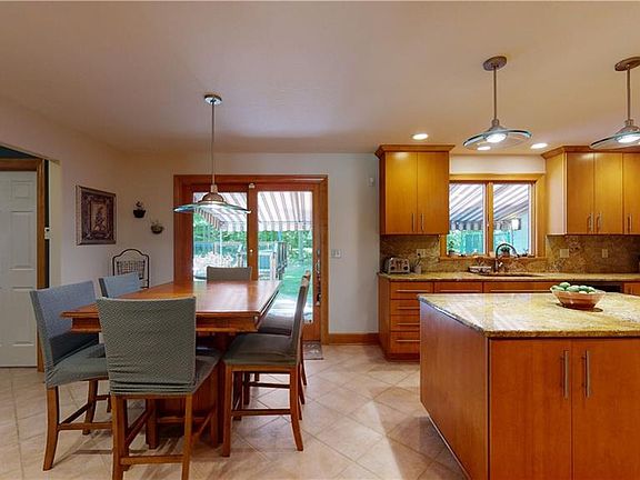 3rd image of 5311 Teakwood Ct
