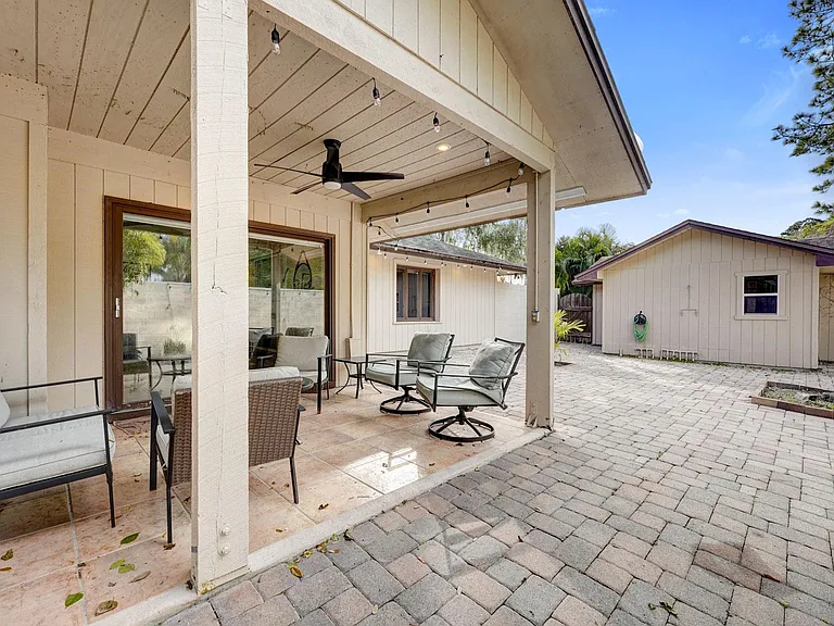 8943 Lake Irma Point — Photo 48