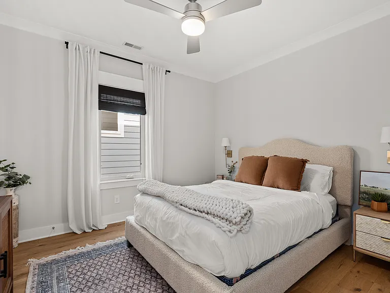 5605A California Ave — Photo 42