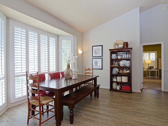 5th image of 14130 Falcon Crest Dr