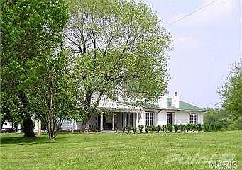 2nd image of 9953 Venita Ln