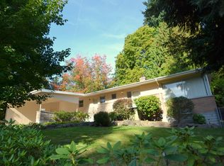 17520 47th Ave NE, Seattle, WA 98155
