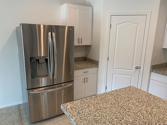 3rd image of 1653 E Jardin Pl