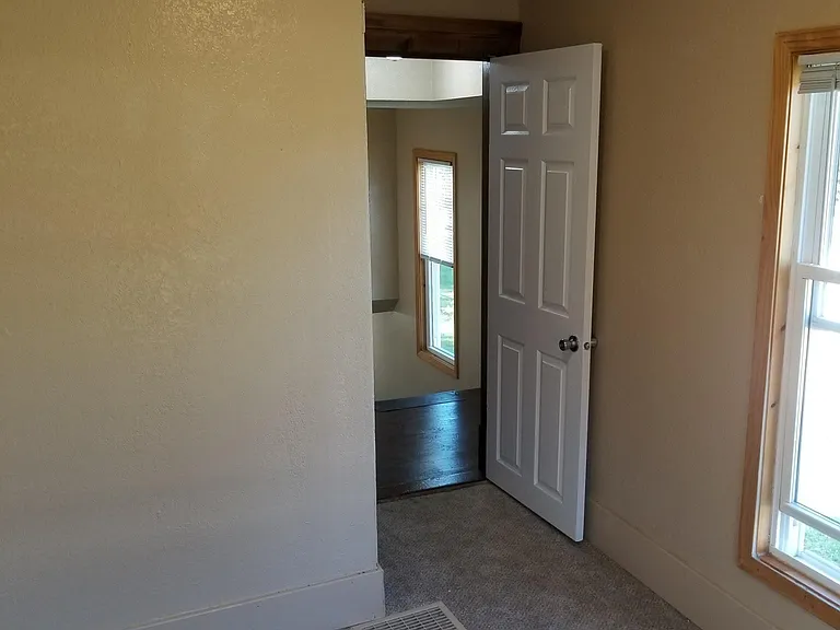 Upstairs bedroom 1