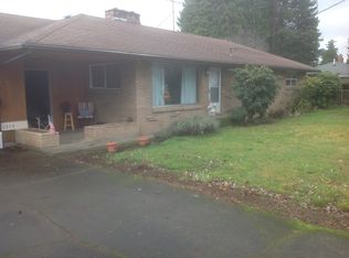 1315 N Locust St, Canby, OR 97013