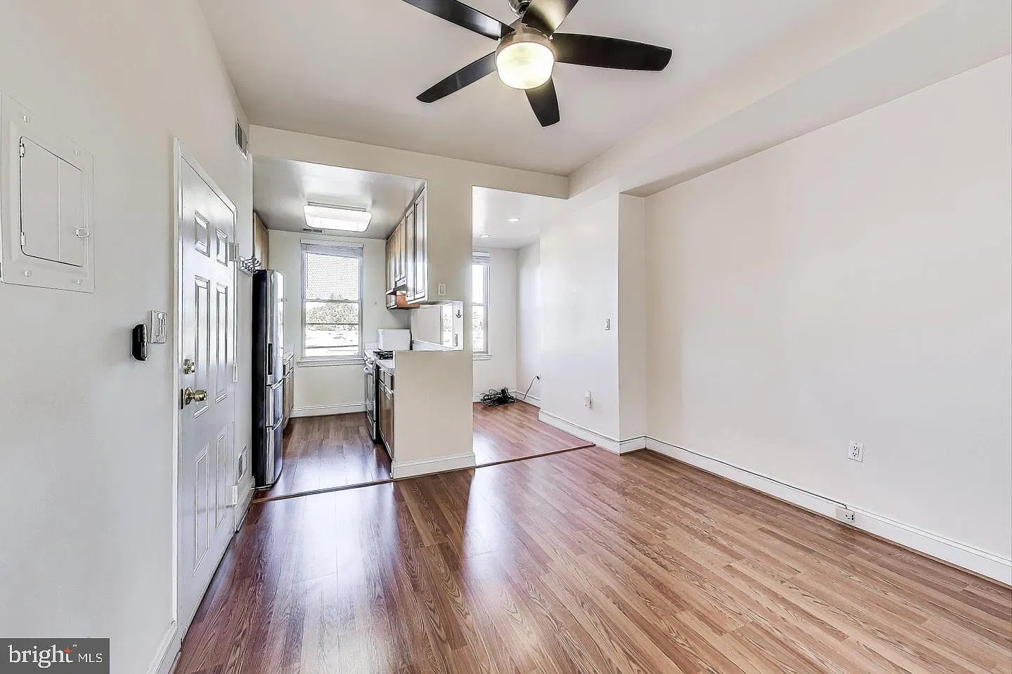 1 bed, 1.0 bath, 657 sqft, $1,800 — Photo 4