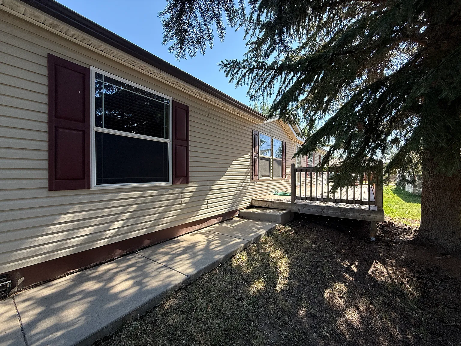 3 bed, 1680 sqft, $2,400 — Photo 3