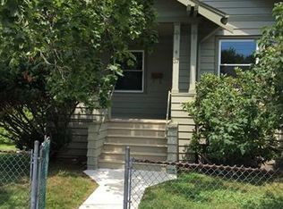 37 Ann St, New London, CT 06320