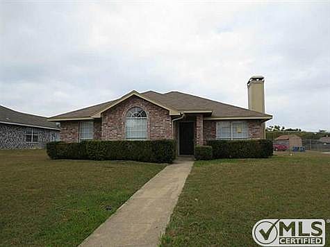 1st image of 1105 Rosewood Ln