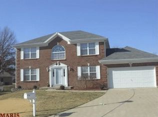 11 Fairfield Ct, Saint Peters, MO 63376