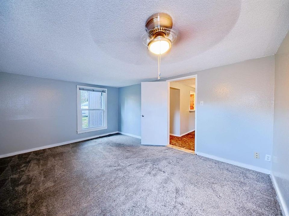1st image of 41866 Road 222 #4