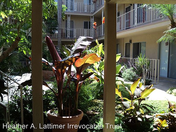 3rd image of 1633 Diamond St APT 22